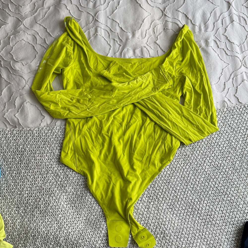 Lichen Lime Wundermost Long Sleeve Square Neck Bodysuit (XS)